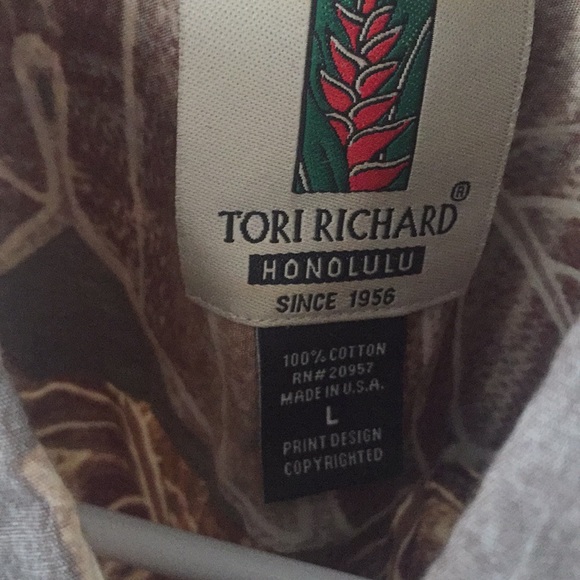 Vintage Tori Richard Aloha shirt - Picture 2 of 5